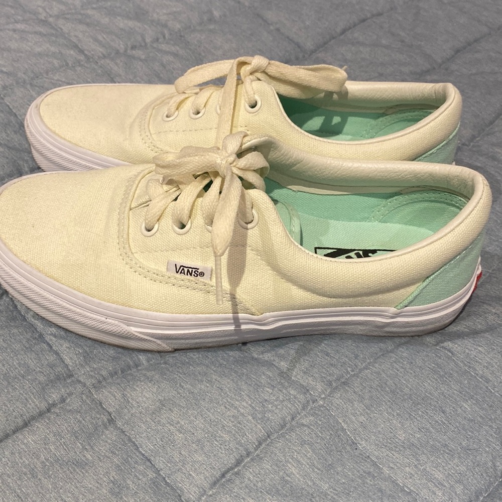 Two tone vans